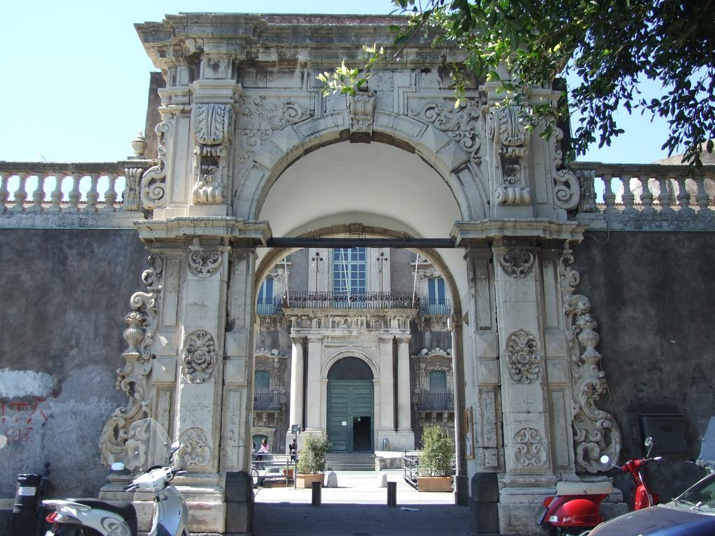 Appartamenti della Rotonda Aeroporto di Catania Fontana Rossa Esterno foto